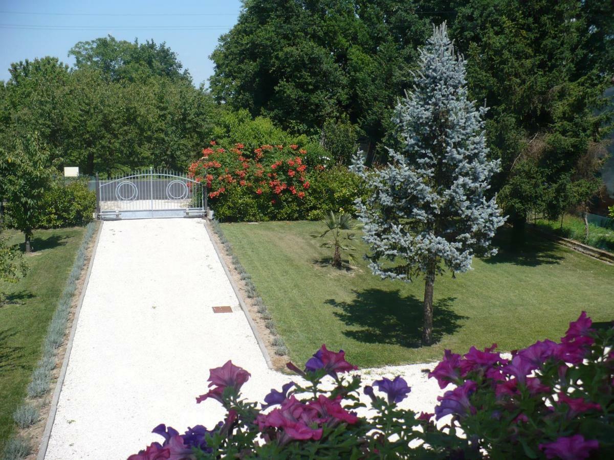 Bed and Breakfast L'Albero Della Gioia Villanova sull'Arda Экстерьер фото